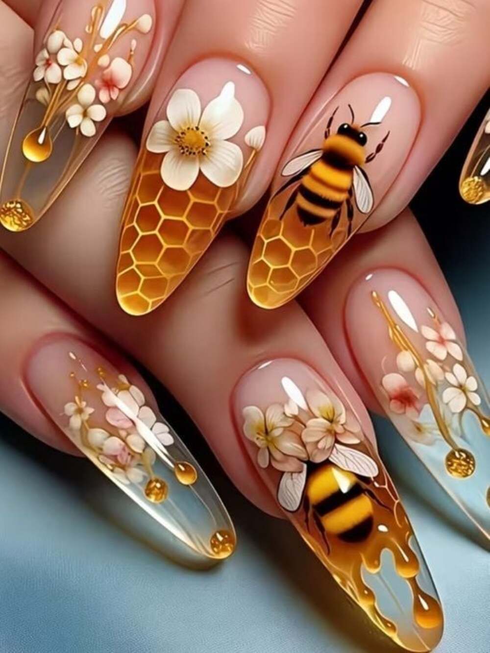 Bee Honeycomb Press-On Nails - Yellow & White Floral Set
